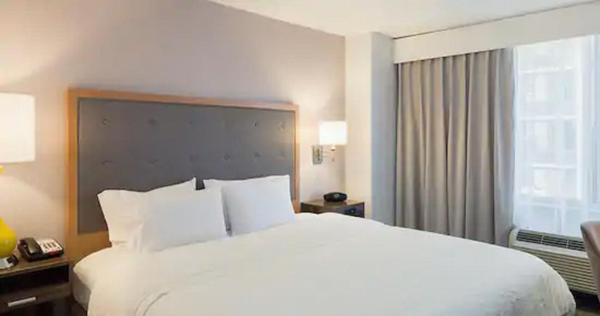 Hampton Inn Manhattan - Times Square South New York Exterior foto