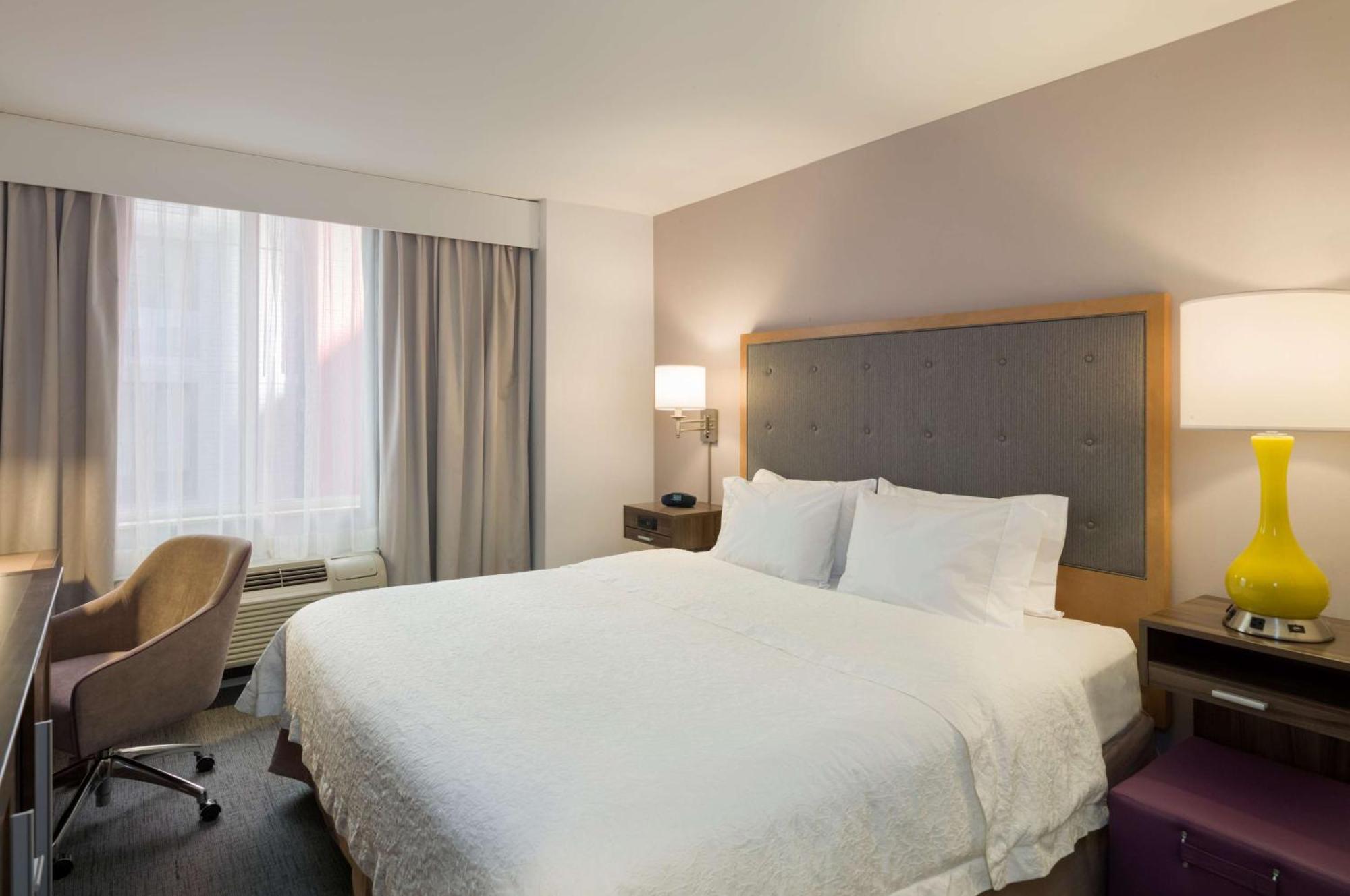 Hampton Inn Manhattan - Times Square South New York Exterior foto